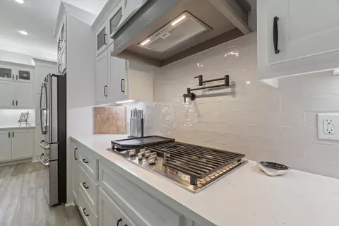 Kitchen - 1715 Lainey Dr, Conway, AR 72034 photo 6 of 8