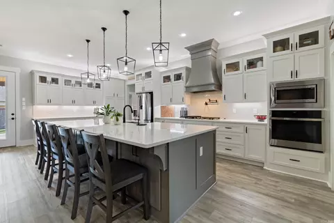 Kitchen - 1715 Lainey Dr, Conway, AR 72034 photo 4 of 8