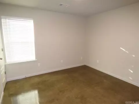 Bedroom - 105 Kapalua Cv, Haskell, AR 72015 photo 3 of 5