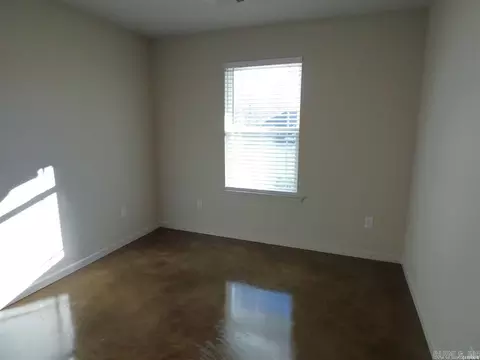 Bedroom - 105 Kapalua Cv, Haskell, AR 72015 photo 4 of 5