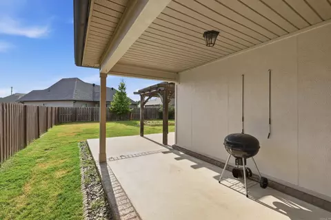 1325 Bobali Gdns, Conway, AR 72034 photo 9