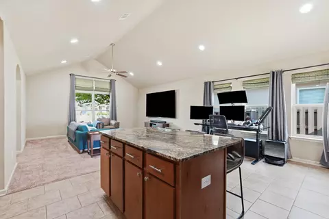 1325 Bobali Gdns, Conway, AR 72034 photo 3