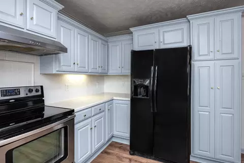Kitchen - 14112 John Branch Rd, Scott, AR 72142 photo 5 of 6
