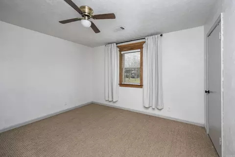 Bedroom - 14112 John Branch Rd, Scott, AR 72142 photo 4 of 7