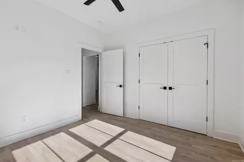 Bedroom - 1165 Duke Dr, Bauxite, AR 72011 photo 2 of 5