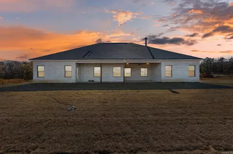 Exterior - 1165 Duke Dr, Bauxite, AR 72011 photo 6 of 9