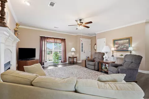 Living - 28 Oak Tree Cir, Conway, AR 72032 photo 3 of 3