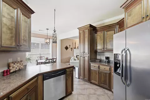 Kitchen - 28 Oak Tree Cir, Conway, AR 72032 photo 5 of 5