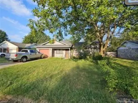 1419 N Oswego Ave, Russellville, AR 72801