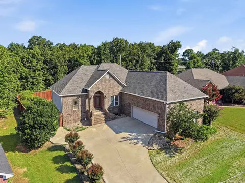 1521 Hidden Creek Dr, Sherwood, AR 72120