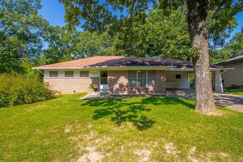 27 Wesley Dr, Sherwood, AR 72120
