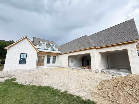 133 Arlington Park Dr, Hot Springs, AR 71901