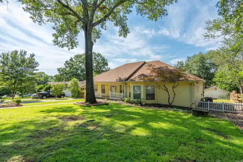 310 Melwood St, Hot Springs, AR 71901