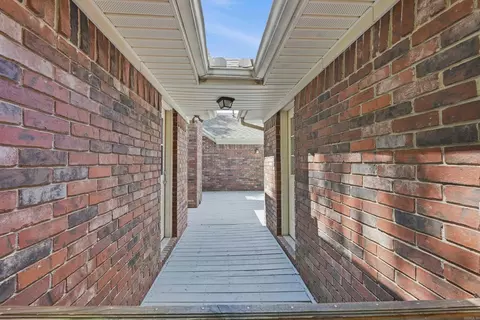 Entry Way - 867 Heather, Conway, AR 72034 photo 3 of 3
