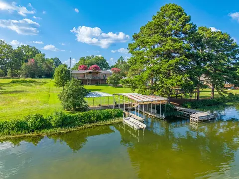 101 Sisney Ln, Hot Springs, AR 71913