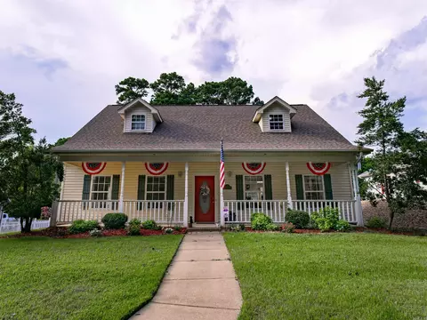 1808 Forrest Park Dr, Arkadelphia, AR 71923