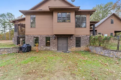 Exterior - 1919 Tudor Loop, Benton, AR 72019 photo 8 of 13