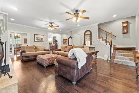 Living - 1919 Tudor Loop, Benton, AR 72019 photo 1 of 2