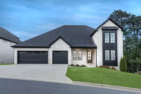 116 Falstone Dr, Little Rock, AR 72223