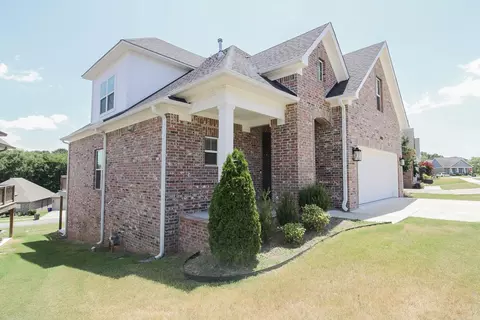 Exterior - 1050 Edinburgh Dr, Conway, AR 72034 photo 2 of 5