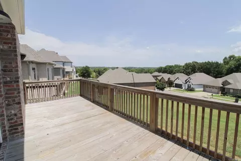 Exterior - 1050 Edinburgh Dr, Conway, AR 72034 photo 4 of 5