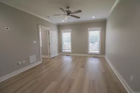 Living - 1050 Edinburgh Dr, Conway, AR 72034 photo 2 of 2
