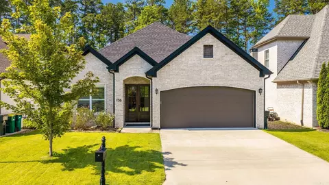 738 Wildcreek Cir, Little Rock, AR 72223
