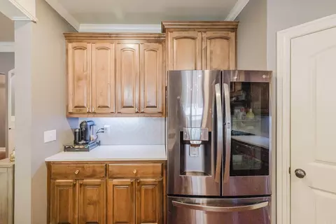 Kitchen - 907 Hunter Lee Dr, Bryant, AR 72022 photo 8 of 8