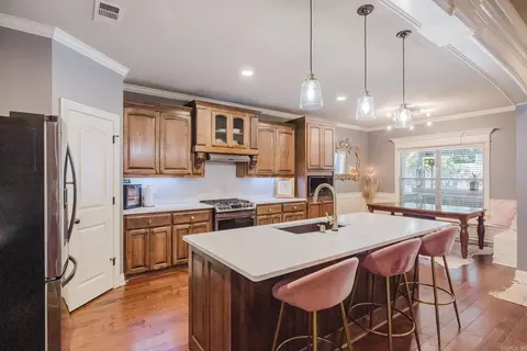 Kitchen - 907 Hunter Lee Dr, Bryant, AR 72022 photo 3 of 8