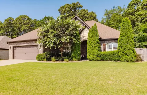 Exterior - 907 Hunter Lee Dr, Bryant, AR 72022 photo 2 of 9
