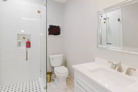 Bath - 907 Hunter Lee Dr, Bryant, AR 72022 photo 7 of 7