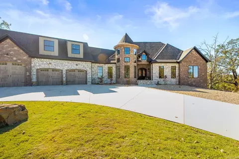 Exterior - 801 Greystone Blvd, Cabot, AR 72023 photo 1 of 7