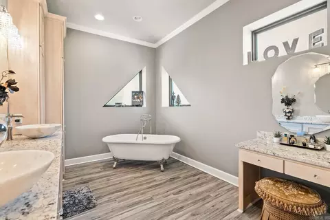 Bath - 801 Greystone Blvd, Cabot, AR 72023 photo 1 of 5