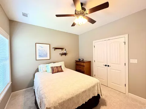 Bedroom - 2307 Valley Dr, Searcy, AR 72143 photo 5 of 7