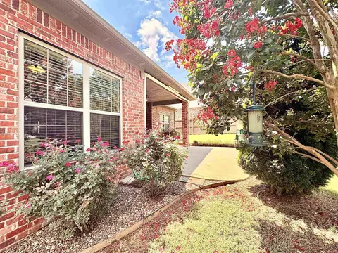 Exterior - 2307 Valley Dr, Searcy, AR 72143 photo 4 of 11