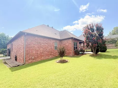 Exterior - 2307 Valley Dr, Searcy, AR 72143 photo 9 of 11
