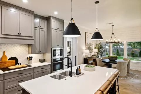 Kitchen - 7205 Havenwood Dr, Benton, AR 72019 photo 7 of 8