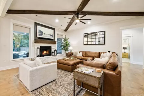 Living - 7205 Havenwood Dr, Benton, AR 72019 photo 5 of 5