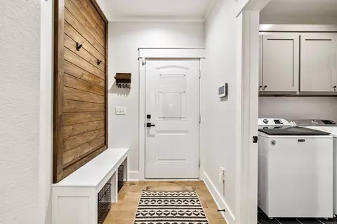 Entry Way - 7205 Havenwood Dr, Benton, AR 72019 photo 6 of 7