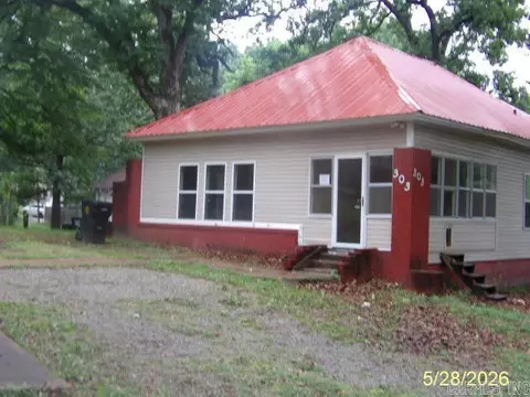 303 Schoonover St, Pocahontas, AR 72455