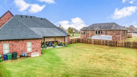 Exterior - 18 River Bnd, Mayflower, AR 72106 photo 6 of 9