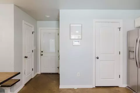 Entry Way - 426 Quantz, Benton, AR 72015 photo 5 of 5