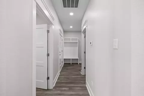 Entry Way - 14 Libra Ln, Ward, AR 72176 photo 1 of 5