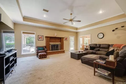 Living - 3255 Chrysler Cv, Conway, AR 72034 photo 2 of 7