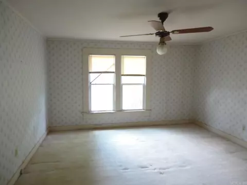 1002 E Church St, Warren, AR 71671 photo 9