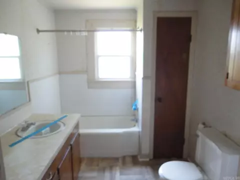 1002 E Church St, Warren, AR 71671 photo 11