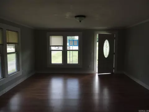 1002 E Church St, Warren, AR 71671 photo 4