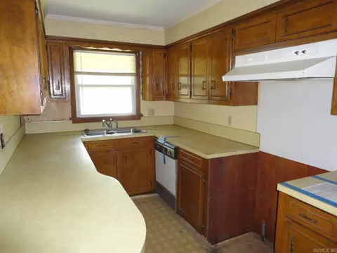 1002 E Church St, Warren, AR 71671 photo 7