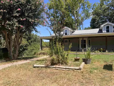 Exterior - 825 Evans Dr, Benton, AR 72015 photo 2 of 5