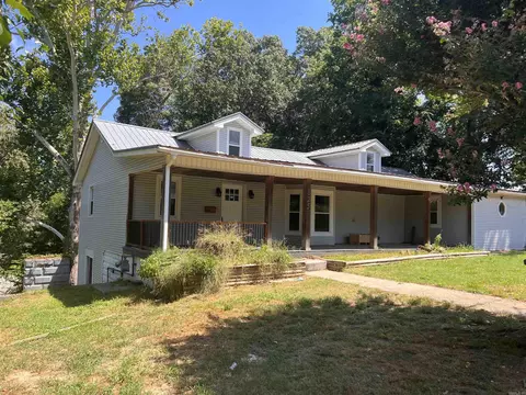 825 Evans Dr, Benton, AR 72015